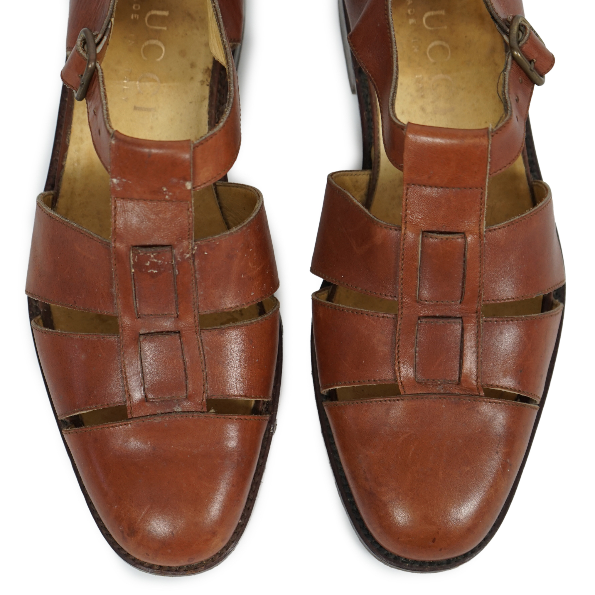 A pair of Gucci gentleman's tan leather sandals, size 42